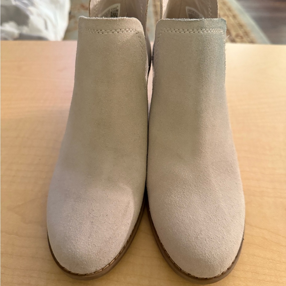 Women's Cream Ankle Boots